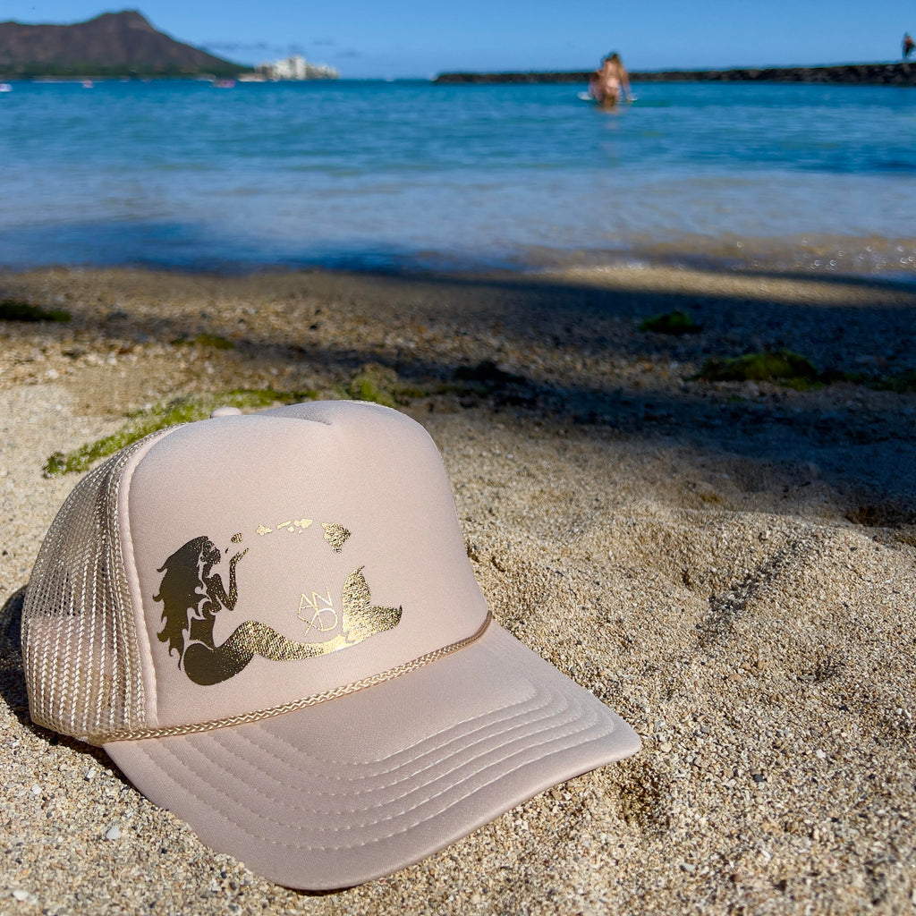WET DREAMZ HAWAII // Ltd Ed Pina colada mermaid trucker hat in aqua camo Mermaid Trucker - Sand Camo/Pink - Wet Dreamz Hawaii main image 3